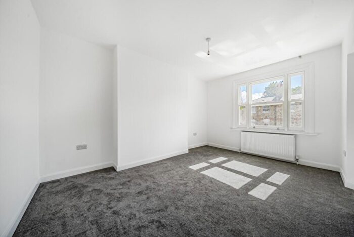 2 Bedroom Flat To Rent In Bennett Park, London, SE3