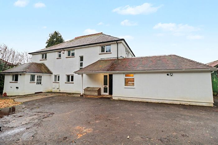 6 Bedroom Detached House To Rent In Swanmore, Southampton, SO32