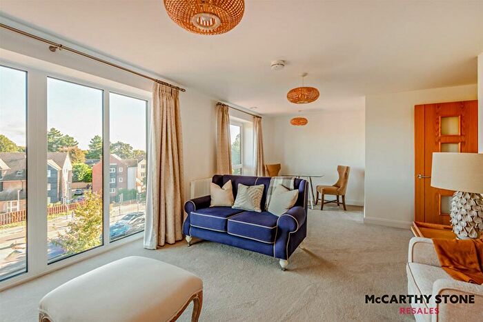 2 Bedroom Apartment For Sale In Miami House, Princes Road, Chelmsford, Essex, CM2