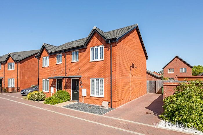 3 Bedroom Semi-Detached House For Sale In Livick Crescent, Hethersett, NR9