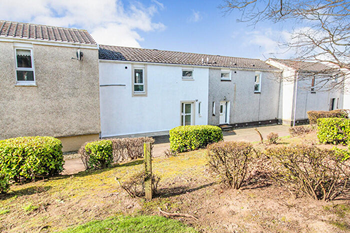 4 Bedroom Terraced House For Sale In Buckie, Erskine, PA8