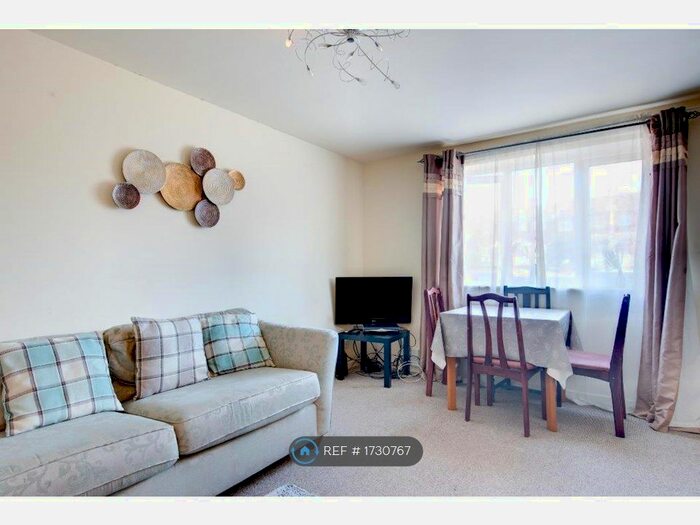 2 Bedroom End Of Terrace House To Rent In Faraday Road, Nottingham, NG7