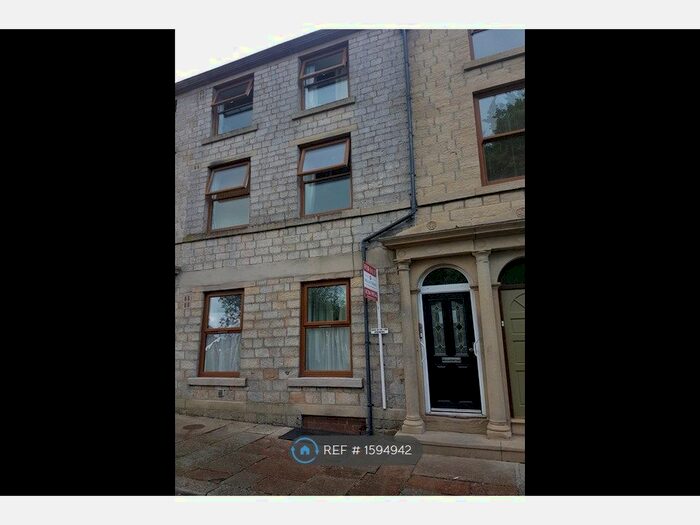 1 Bedroom Flat To Rent In Belgrave Square, Darwen, BB3