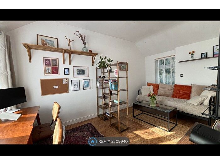 3 Bedroom Semi Detached House To Rent In Nutter Lane, London, E11