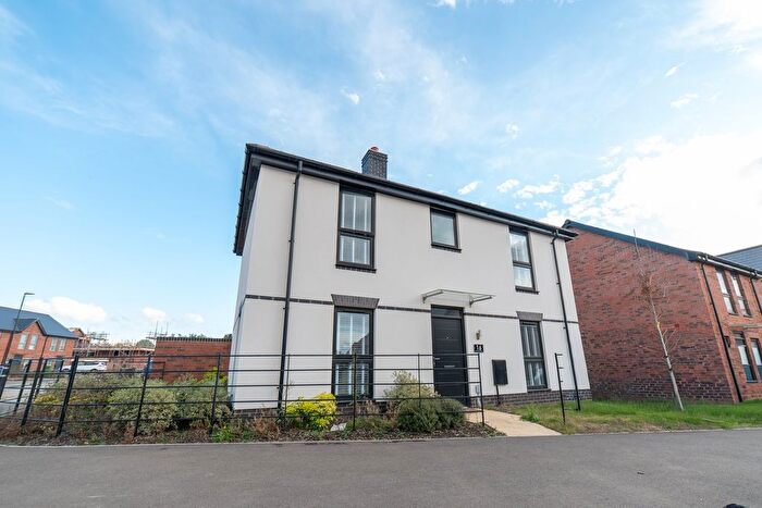 3 Bedroom Detached House For Sale In Fairmont Street, Bishops Cleeve, GL52