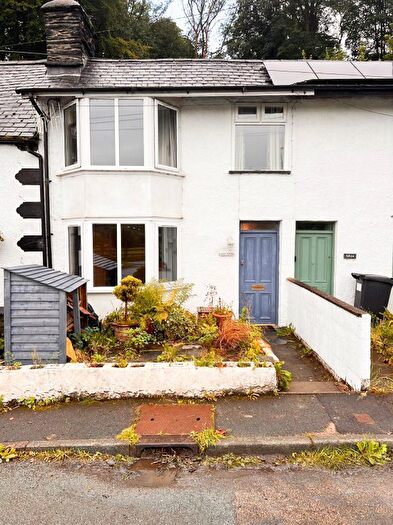 2 Bedroom Terraced House To Rent In Derwenlas, Machynlleth, SY20