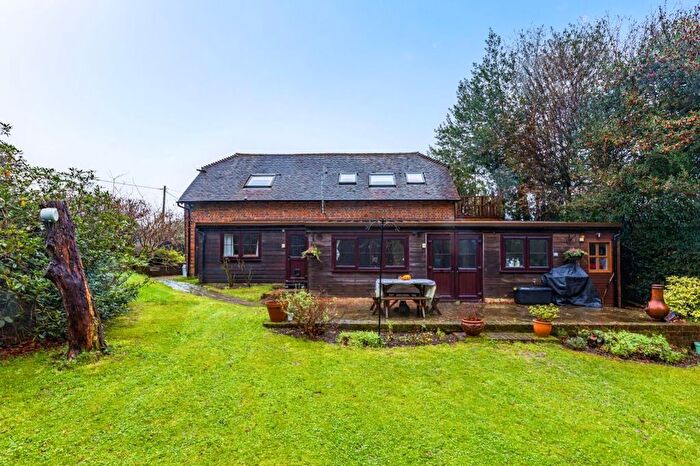 2 Bedroom Cottage To Rent In Chiddingstone Hoath, Edenbridge, TN8