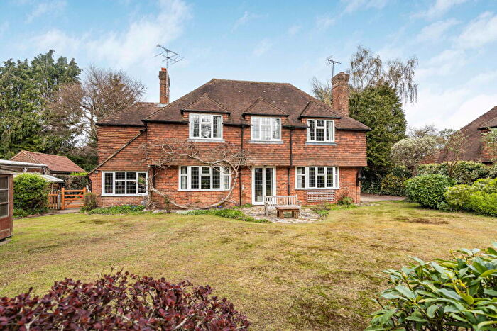 5 Bedroom Detached House For Sale In Beechway, Merrow, GU1