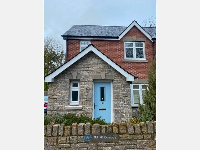 3 Bedroom Semi-Detached House To Rent In Plas Y Coed, Bangor, LL57