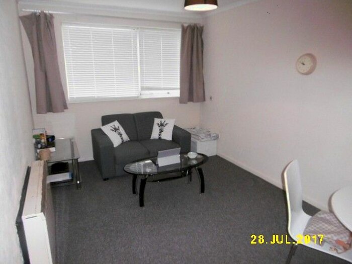 1 Bedroom Flat To Rent In The Nook, Broadgate Avenue, NG9