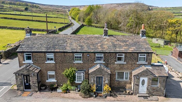 2 Bedroom Cottage For Sale In Mill Moor Road, Meltham, Holmfirth, HD9