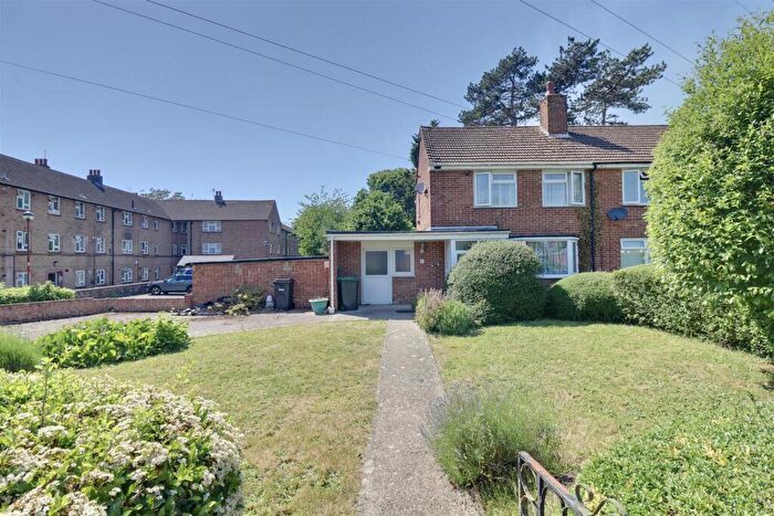 2 Bedroom Semi-Detached House For Sale In Sherfield Avenue, Havant, Hampshire, PO9