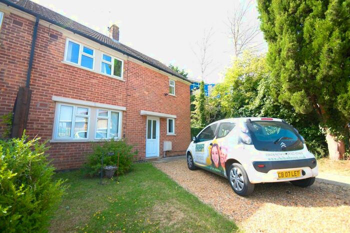 3 Bedroom Semi-Detached House To Rent In Grafton Road, Roade, Northampton, NN7