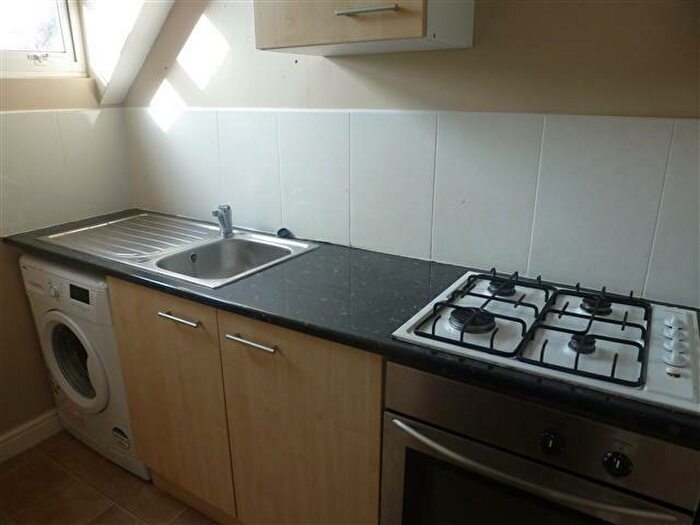1 Bedroom Flat To Rent In Mayfield Road, Moseley, Birmingham, B13
