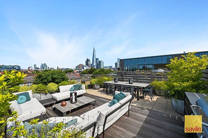 3 Bedroom Flat For Sale In Pages Walk, London, SE1