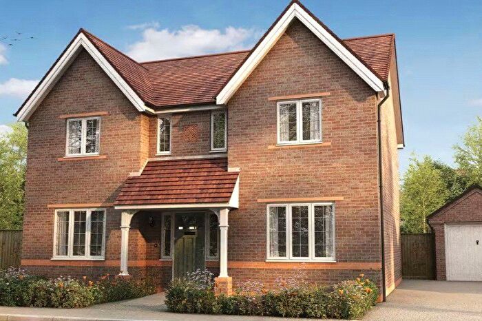 4 Bedroom Detached House For Sale In Winchester Road, Beggarwood, Basingstoke, RG23