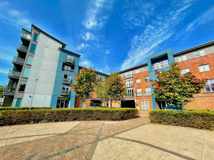 1 Bedroom Flat To Rent In Worsdell Drive, Marmion Court, Gateshead, NE8