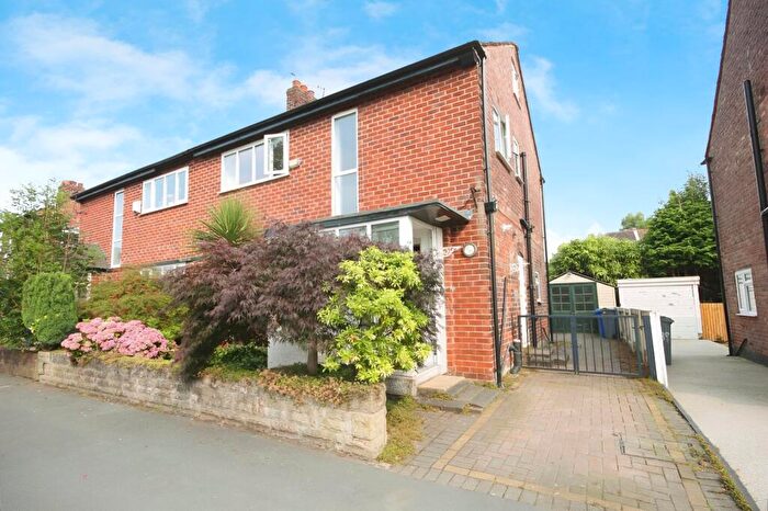 3 Bedroom Semi-Detached House To Rent In Kingsway, East Didsbury, Manchester, M20