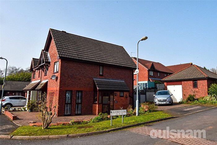 3 Bedroom Semi Detached House For Sale In Elford Close, Kings Heath, Birmingham, West Midlands, B14