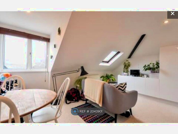 1 Bedroom Flat To Rent In Cambridge Road, Bromley, BR1