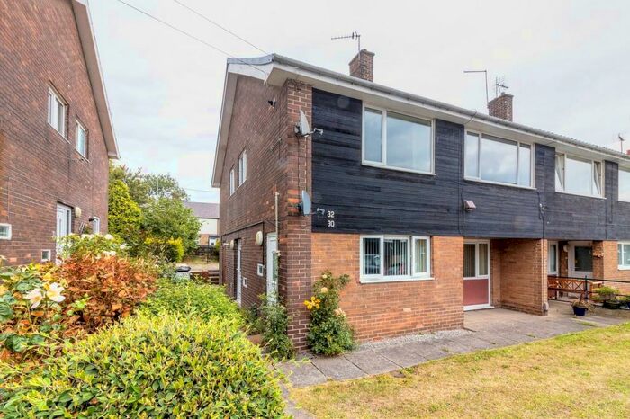 2 Bedroom Apartment To Rent In Brierfield Close, Barnsley, S75