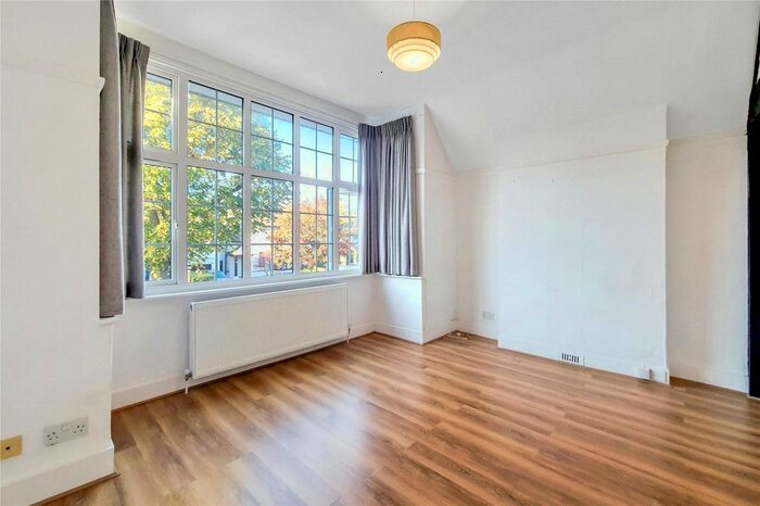 2 Bedroom Maisonette To Rent In Oakington Avenue, Wembley, HA9