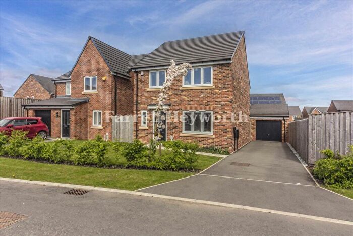 4 Bedroom House For Sale In Linnet Court, Farington Moss, Leyland, PR26