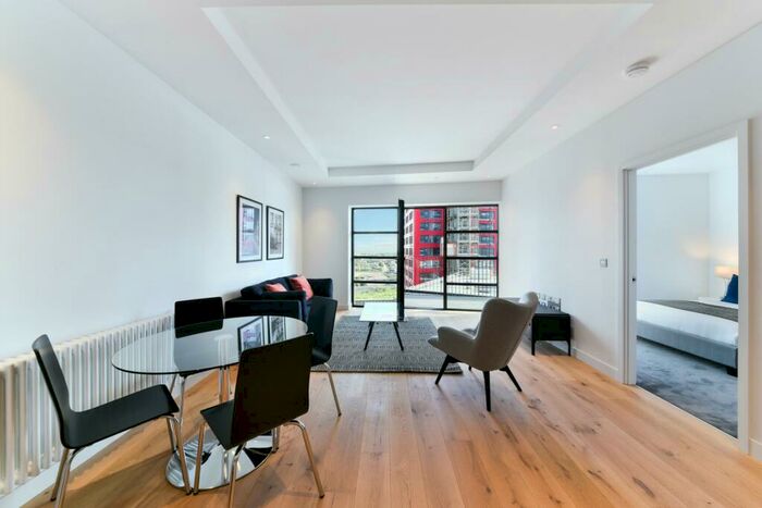 1 Bedroom Apartment To Rent In Amelia House, London City Island, London, E14
