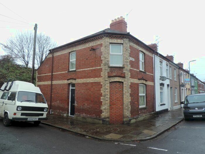 3 Bedroom End Of Terrace House To Rent In Tynant Street, Grangetown, Cardiff, CF11