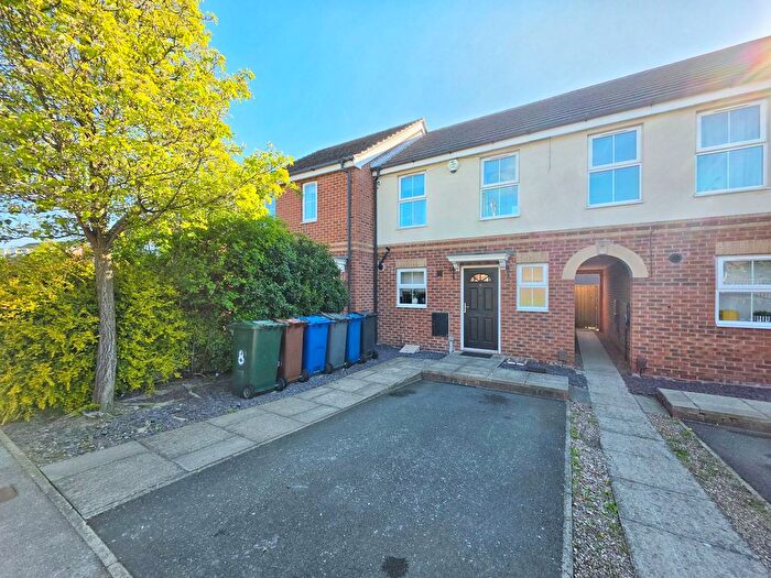 2 Bedroom Town House For Sale In Cypress Road, Barnsley, S70
