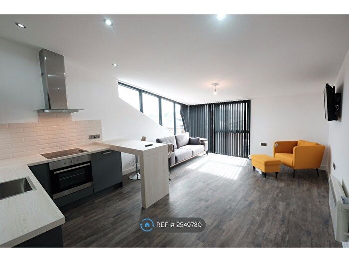 2 Bedroom Flat To Rent In Church Court, Preston, PR1