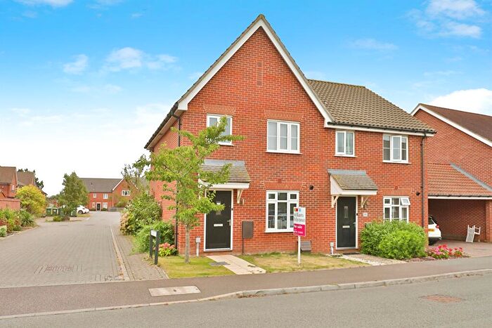 3 Bedroom Semi-Detached House For Sale In Kendle Road, Swaffham, PE37