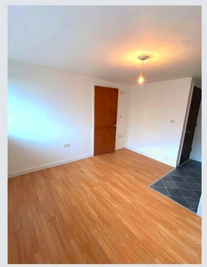 1 Bedroom Flat To Rent In Railway Road, Newhaven, BN9