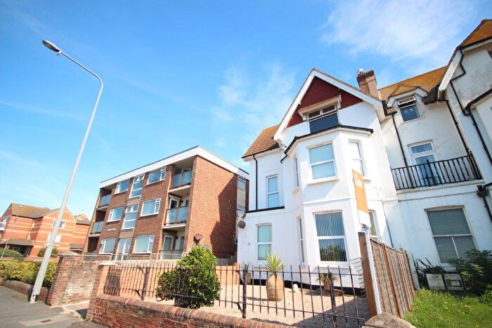 1 Bedroom Flat To Rent In Claremont Road, Seaford, East Sussex, BN25