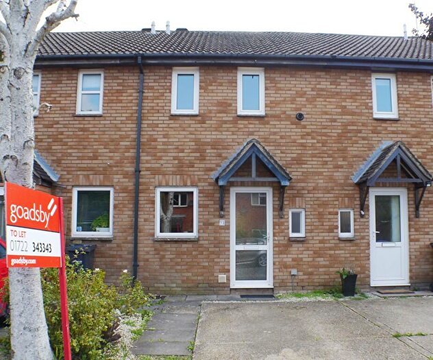 2 Bedroom Terraced House To Rent In Alderbury, SP5