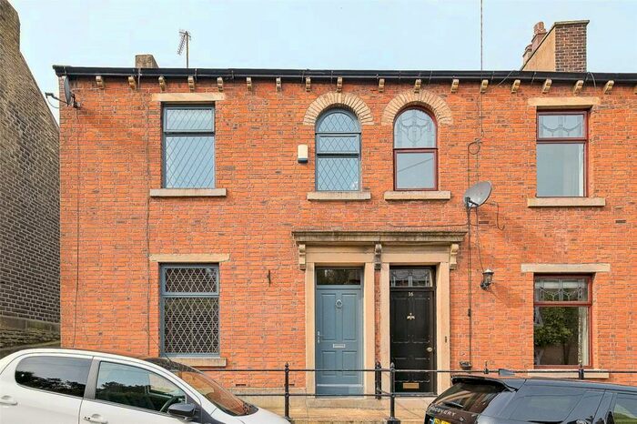 3 Bedroom End Of Terrace House To Rent In Hollins Lane, Accrington, Lancashire, BB5