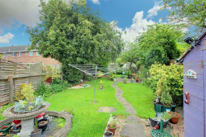 2 Bedroom Semi-Detached House For Sale In Alexandra Road, Mablethorpe, LN12