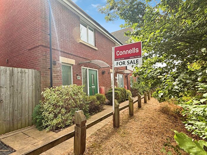 2 Bedroom End Of Terrace House For Sale In Sterling Way, Upper Cambourne, Cambridge, CB23