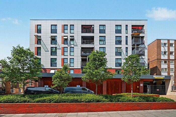 1 Bedroom Flat For Sale In Stamford Hill, London, N16