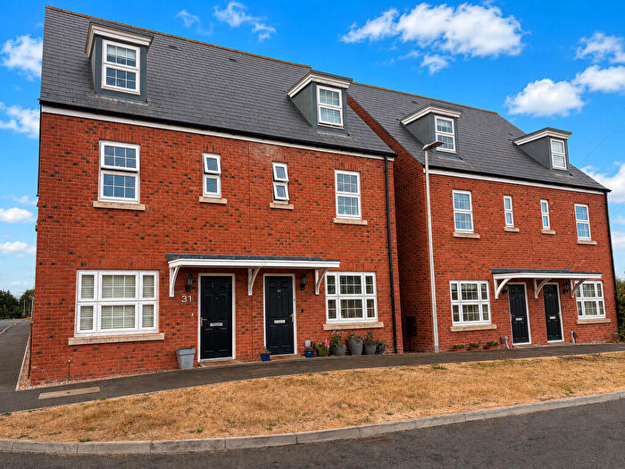 3 Bedroom Semi-Detached House For Sale In Seabrook Orchards, EX2
