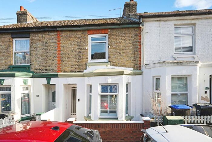 2 Bedroom Terraced House For Sale In Douglas Road, Dover, Kent, CT17