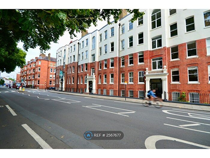 2 Bedroom Flat To Rent In Churchfield Mansions, London, SW6