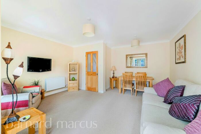 3 Bedroom Property To Rent In Hall Road, Wallington, SM6