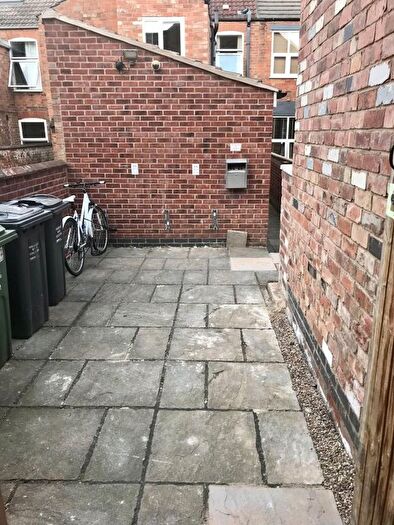 1 Bedroom Property To Rent In Oxford Street, Loughborough, Leicestershire, LE11