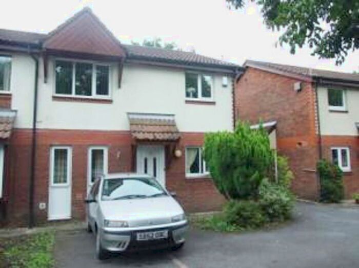 2 Bedroom Flat To Rent In Rosemary Court, Penwortham, Preston, PR1