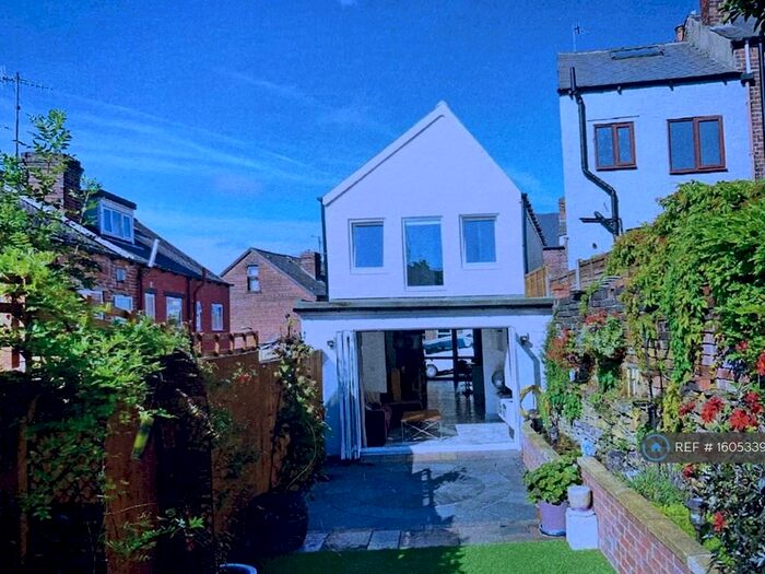 3 Bedroom Detached House To Rent In Ruskin Square, Sheffield, S8