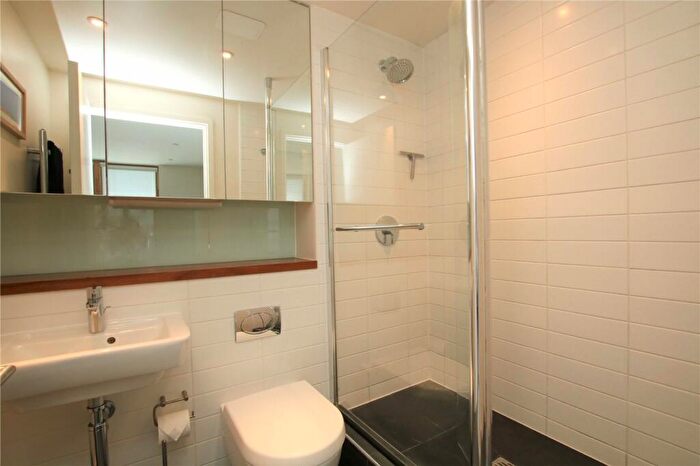 2 Bedroom Apartment To Rent In Halcyon, Chatham Place, Reading, Berkshire, RG1