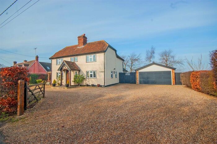4 Bedroom Detached House For Sale In Noakes Lane, Little Waltham, Chelmsford, CM3