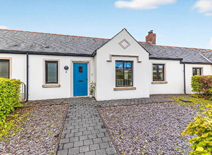 3 Bedroom Terrace House For Sale In Anahilt Gate, Hillsborough, BT26