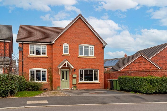 5 Bedroom Detached House For Sale In Pardoe Drive, Pershore, Worcestershire, WR10